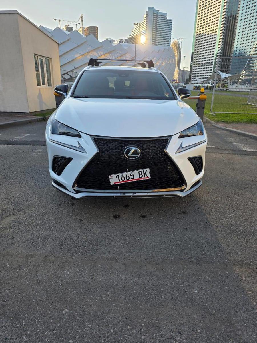Lexus NX 300