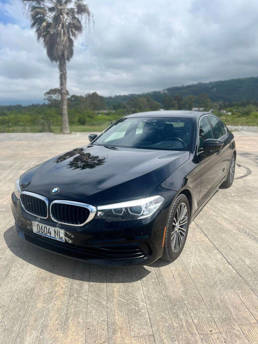 BMW 530i